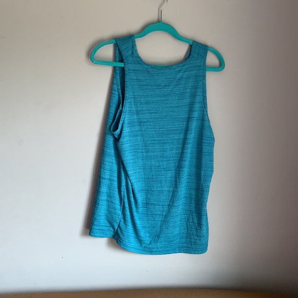 Men’s gym tank top by Nike - Picture 2 of 2